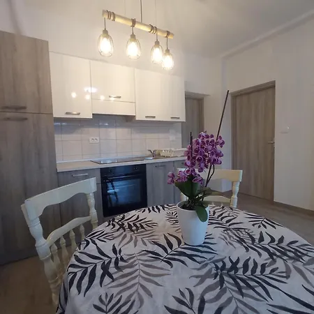 Apartment Nada *